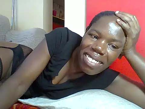 Blacksexyqueen24's Live XXX Chat