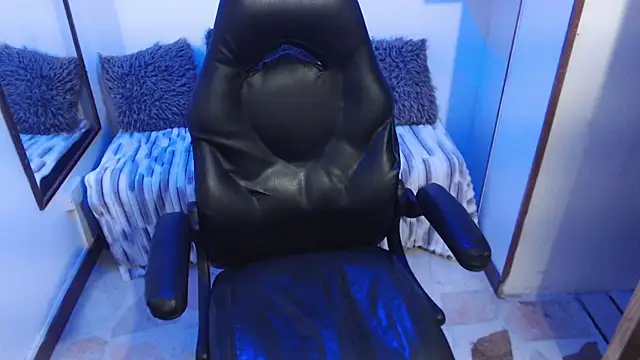 Show modela Yao_23 na web-kameri