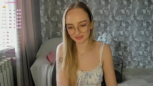 A_delina's Live XXX Chat