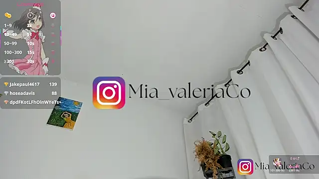 צ'אט XXX בשידור חי של Mia-Valeria-