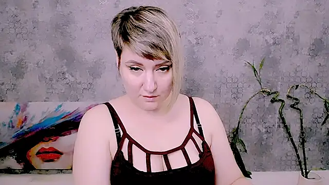 Djullia's Live XXX Chat