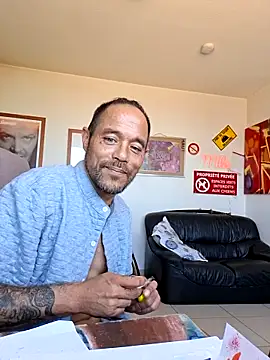Chat +18 de Mr_Graffitimile ao vivo