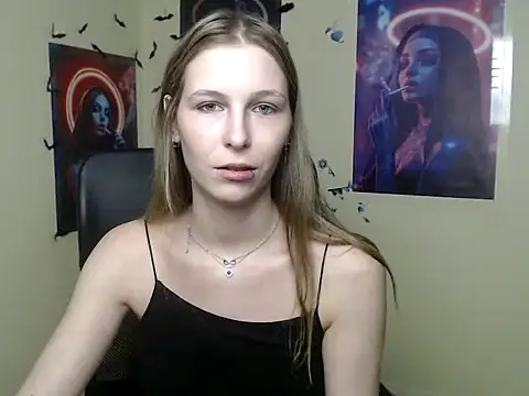 Chatroom XXX en direct de StrangerGi
