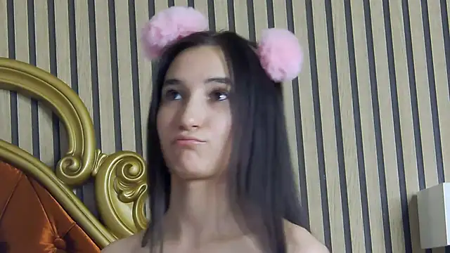 Chatroom XXX en direct de CarolinaBlair