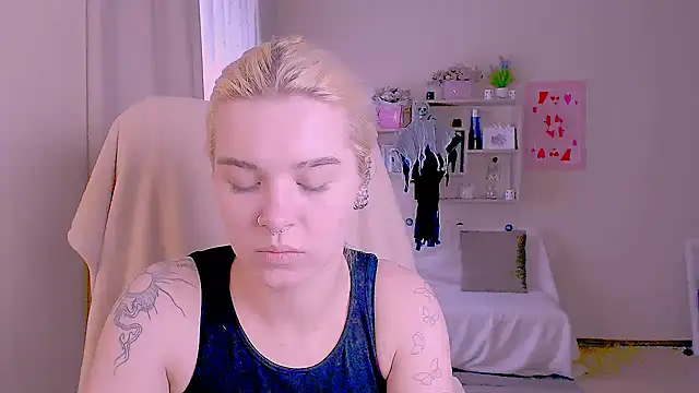 دردشة Hot_Blonda الجنسية المباشرة
