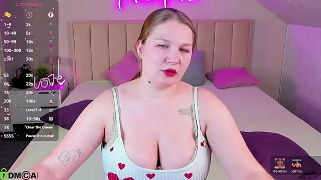 Virginia_Robinson Live XXX Chat