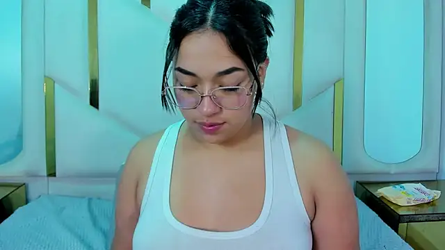 IsabellRodriguez18 现场XXX聊天