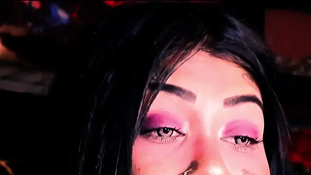 Živý XXX chat indian_dreamgirl