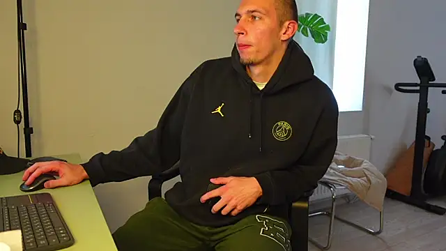 Онлайн чат XXX Ryan_Dozer