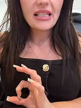 XXX chat uživo modela Siren__xxx