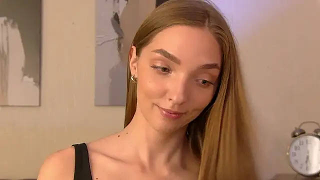 VirginiCruz's Live XXX Chat