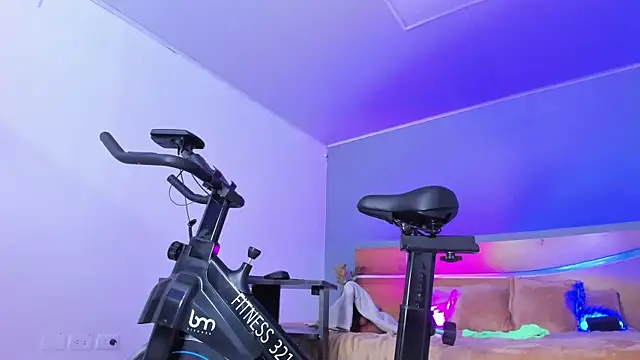 دردشة cristal_crossfitx الجنسية المباشرة