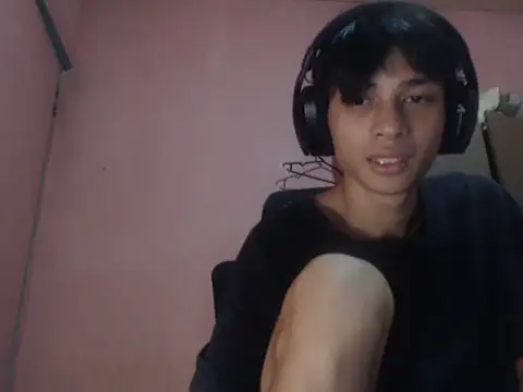 Kyoshi_19 Pertunjukan Webcam