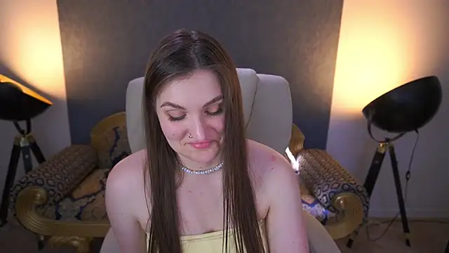 EmmyCharmm's Live XXX Chat