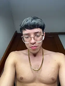 ArthurDavies-'s Live XXX Chat