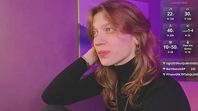 Emily_Cartex élő XXX-chatje