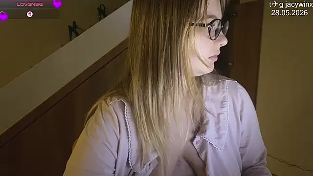 Chatroom XXX en direct de JacyWinslat