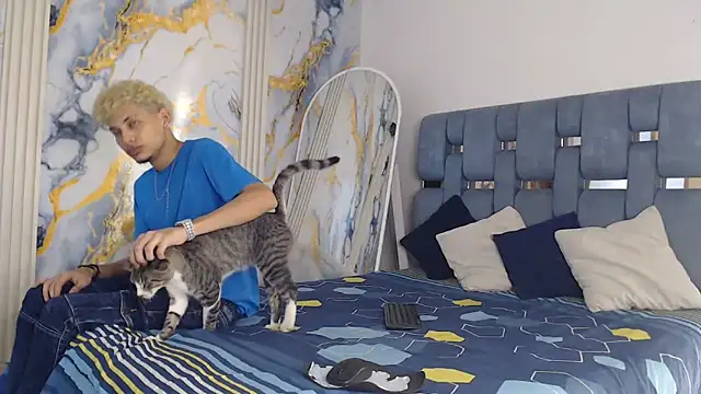 DIAMOND_BLACKS XXX чат на живо