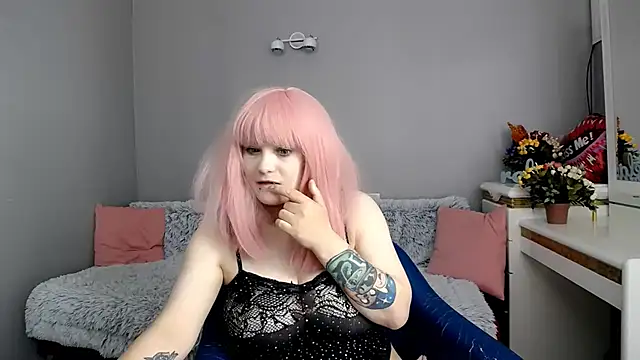 Show modela Estheri na web-kameri