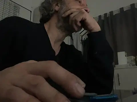 Chatroom XXX en direct de Petebulimia