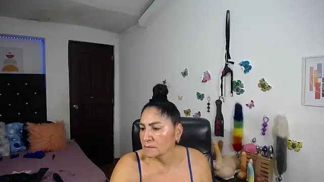 Czat XXX na żywo – mature_bigboobs10