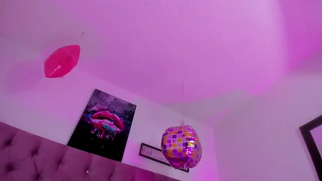Czat XXX na żywo – Aily_star