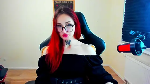 your_tora's Live Chat Room