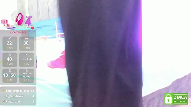 Nicol_TransGirl 即時 XXX 聊天