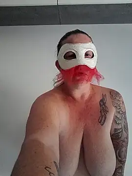 Trivia_magic Webcam-Show