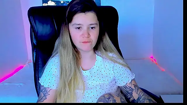 Natali_Secret élő XXX-chatje