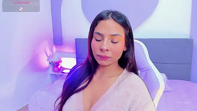 Онлайн чат XXX amira_cute2