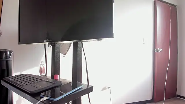 KikiMoon's Live XXX Chat