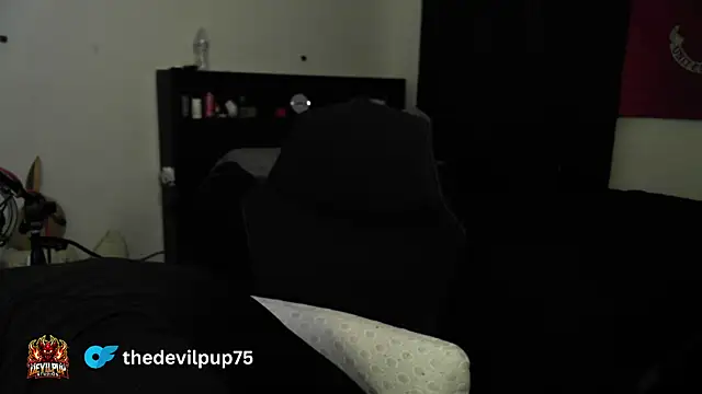 DevilPup75_: онлайн-секс-чат
