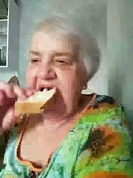 HapinessLovee élő XXX-chatje