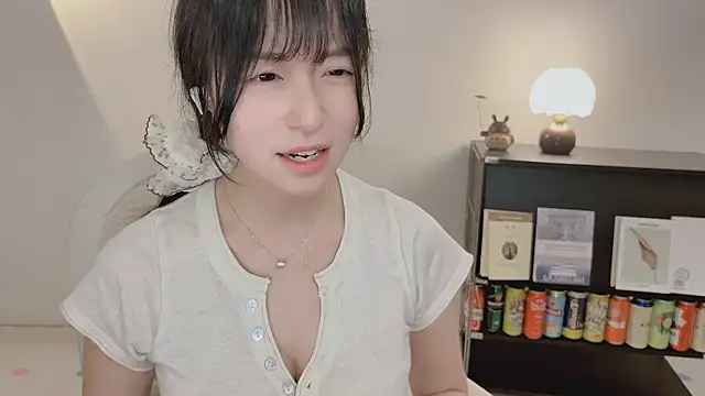 Onechestnut 라이브 XXX 채팅