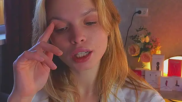 sinteasn Live XXX chat