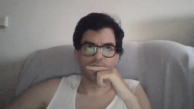 Chat +18 de RikCum4u ao vivo