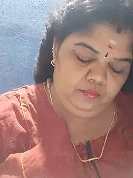 tamilthanushri Live XXX-Chat