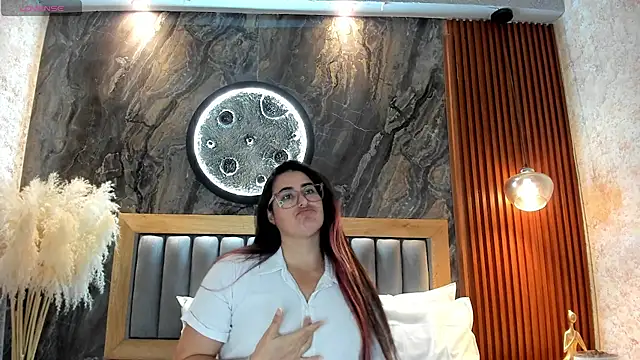 BellaPeers_ লাইভ XXX চ্যাট