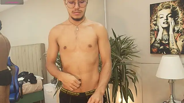 kai_storn Adlı Modelin Web Kamerası Şovu
