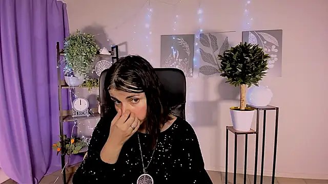 MartaEdams' Live XXX Chat