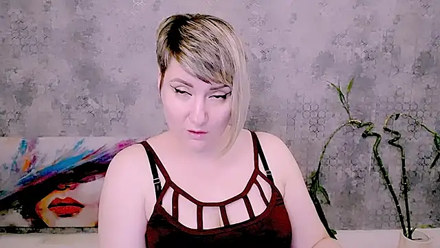 Chatroom XXX en direct de Djullia