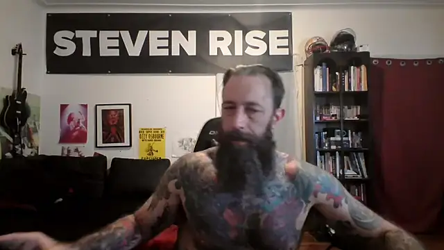 XXX chat uživo modela StevenRiseNYC