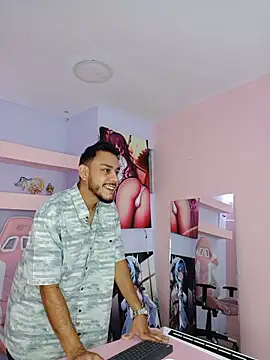 Boss_Domiinator 在線直播表演