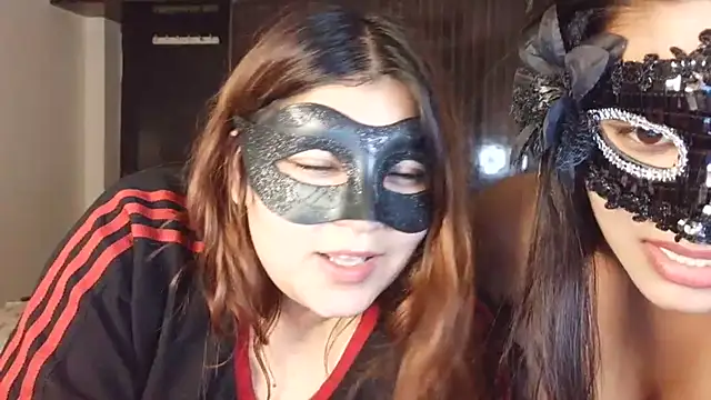 Chat +18 de Alina_Teen ao vivo
