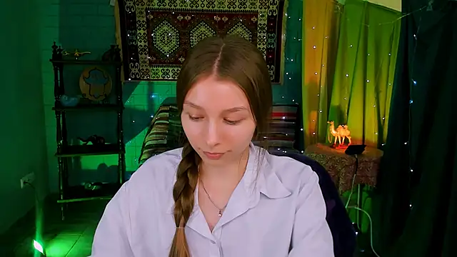 JulieDaniel live XXX chat