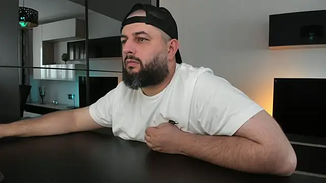 DravenPeak Live XXX-Chat