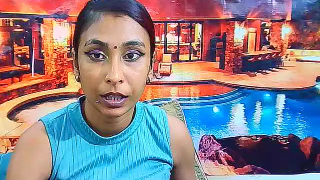 IndianSexyButt XXX чат на живо