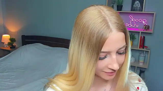 DeniseMekus live XXX chat