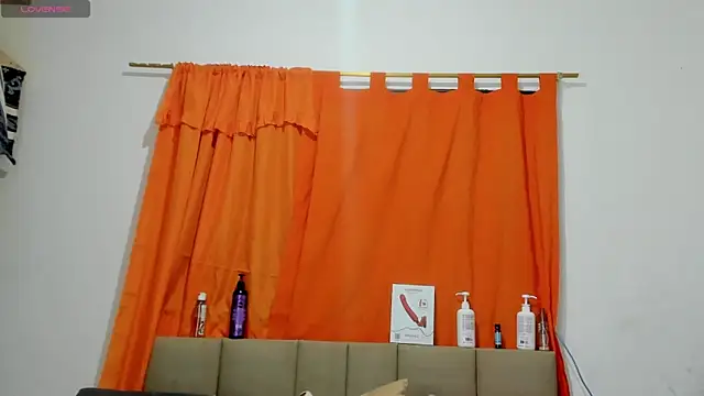 lilybaudyn_ XXX чат на живо